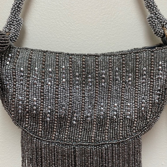 New Anthropologie Mini Half Moon Beaded Shoulder Bag!!🔥🔥🔥 - Picture 7 of 16